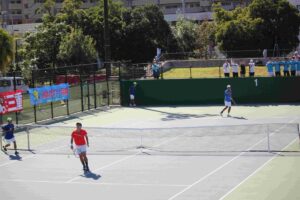 テニス少年男子予選・鹿児島県vs静岡県