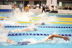 競泳少年男子B1００メートル自由形決勝