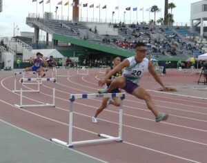 陸上成年男子４００メートル障害予選