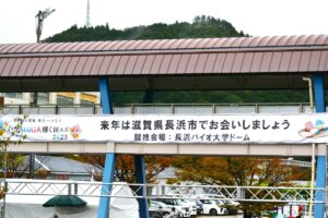 滋賀国スポ相撲会場は長浜市＝７日、玄海町社会体育館