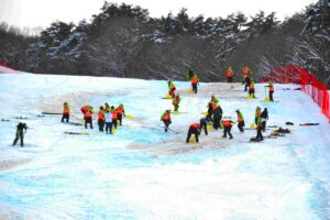 大回転競技が終了しコースを整備