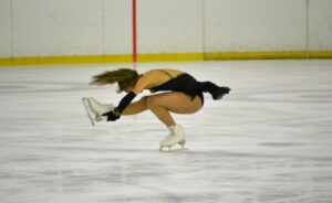 フィギュア成年女子、坂本花織（兵庫）のフリーの演技＝30日、ヘルスピア倉敷