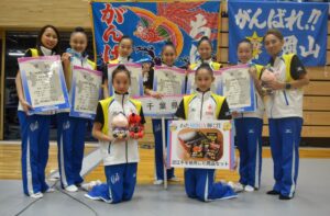 新体操少年女子で優勝した千葉チーム＝７日、滋賀アリーナ