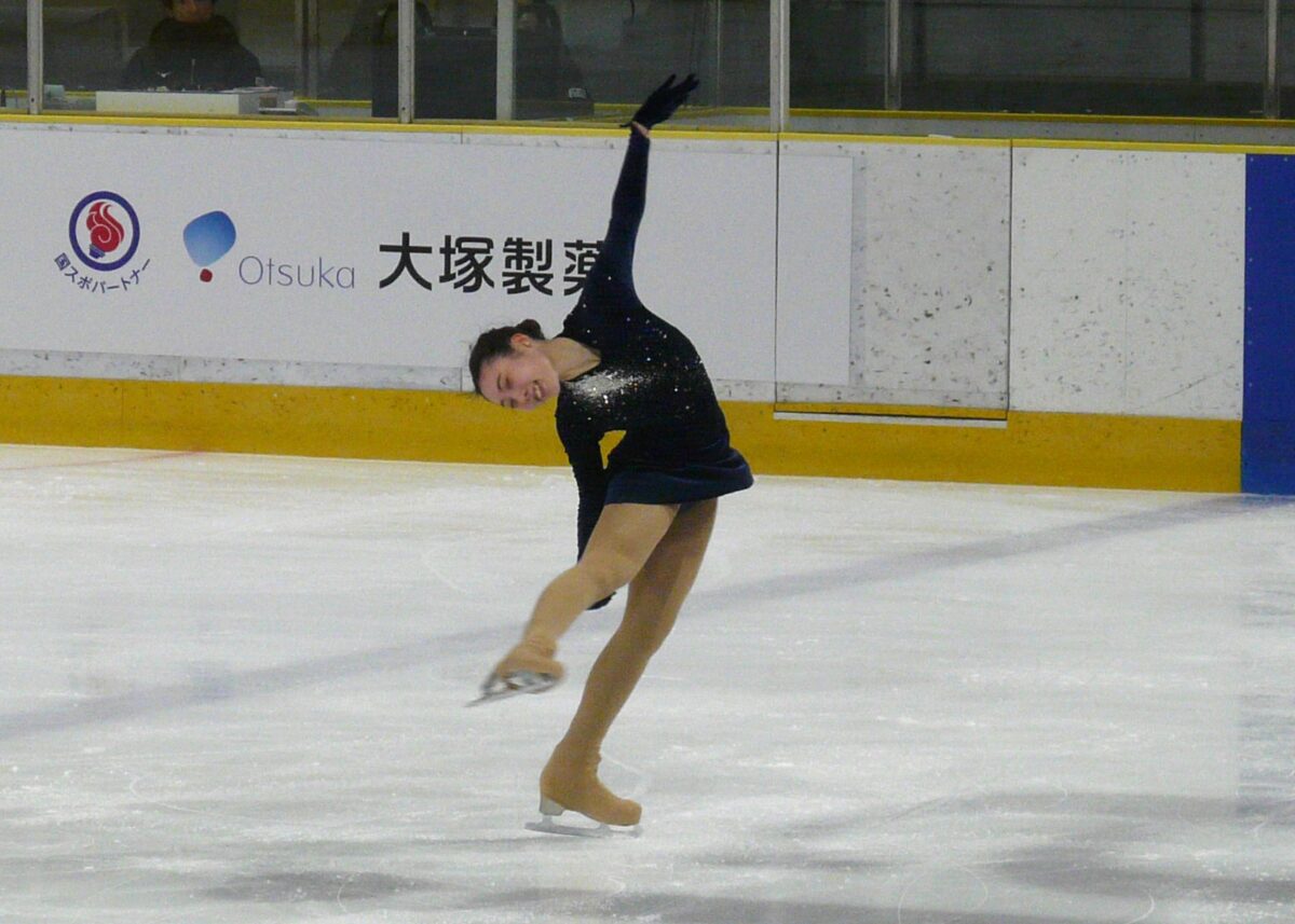 フィギュアスケート成年女子ＳＰで躍動する宮本藍里（北海道）（１月３０日、nepiaアイスアリーナ）